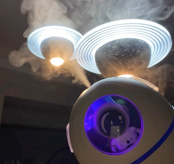 Umidificador de Ar Astronauta 220ml Luz LED Colorida Pulverizador de Névoa USB